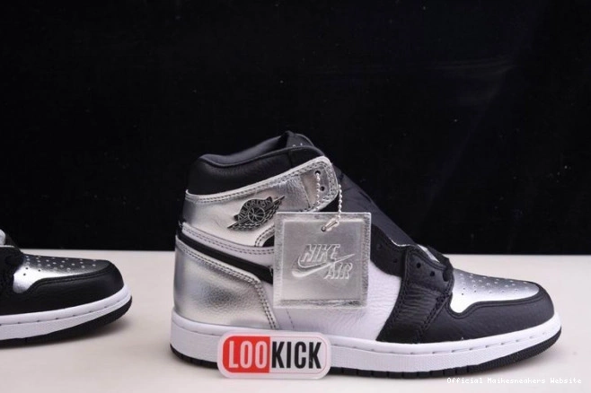 Official Maikesneakers JORDAN WMNS 1 SILVER HIGH CD0461-001 OG TOE AIR 0717
